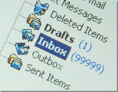 largeinbox Image showing many emails in inbox